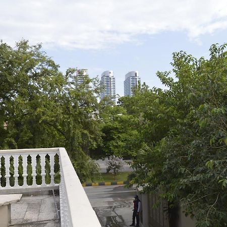 New Shelton Guest House Islamabad Bagian luar foto